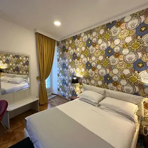 Hotel Cinquantatre, Roma