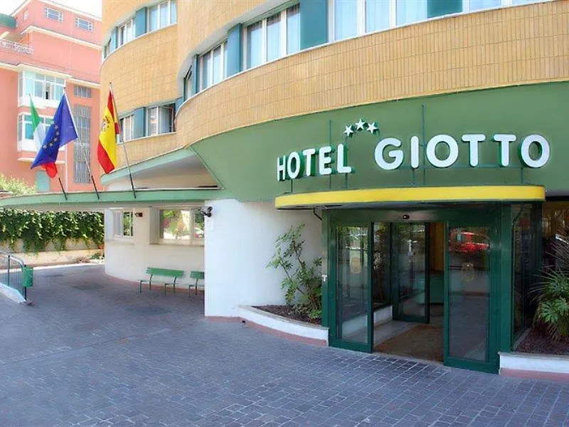 Hotel Giotto Roma 3*,